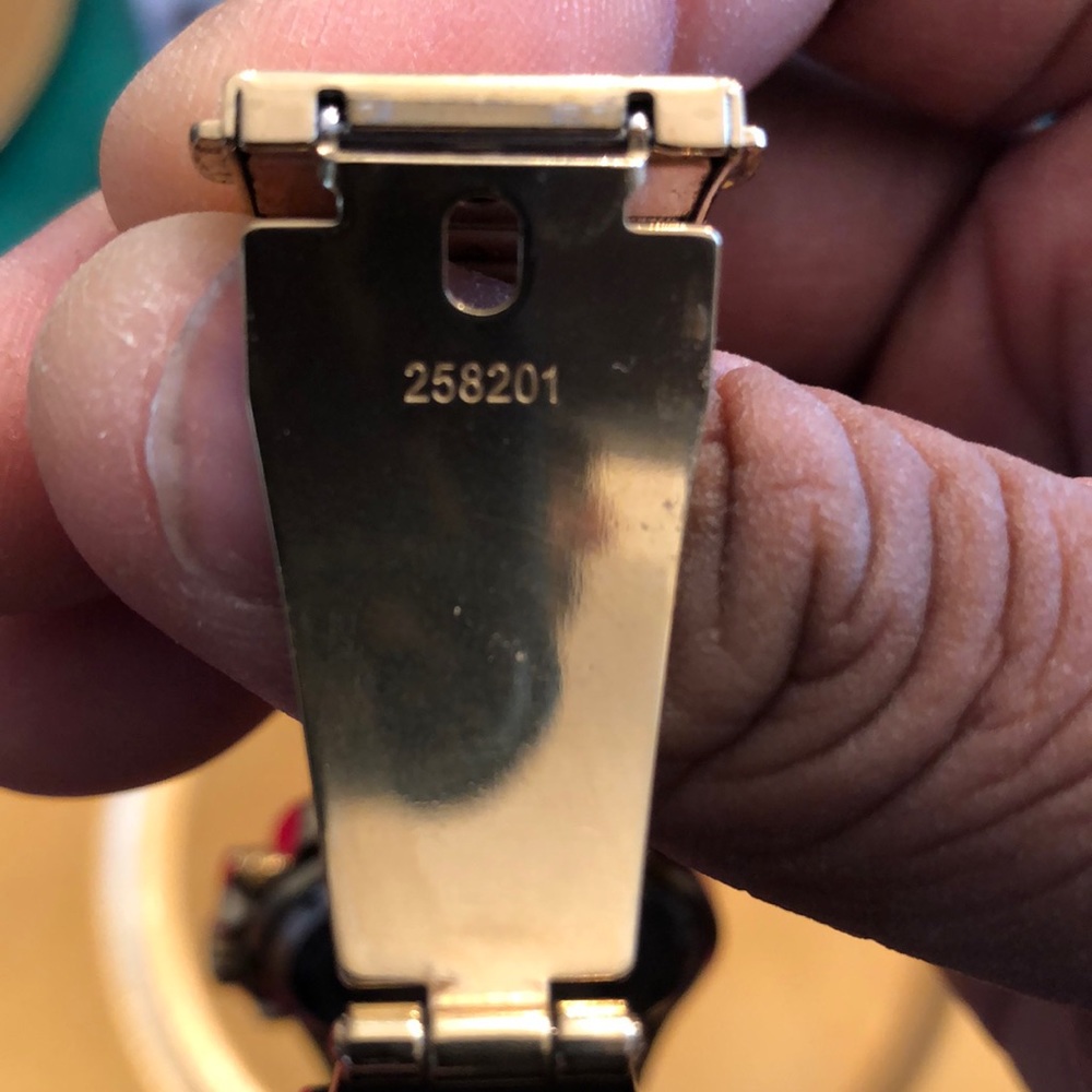 Gold plated Michael kors watch - Picture 6 of 8